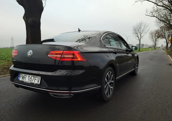 Volkswagen Passat cena 78359 przebieg: 253000, rok produkcji 2018 z Nekla małe 631